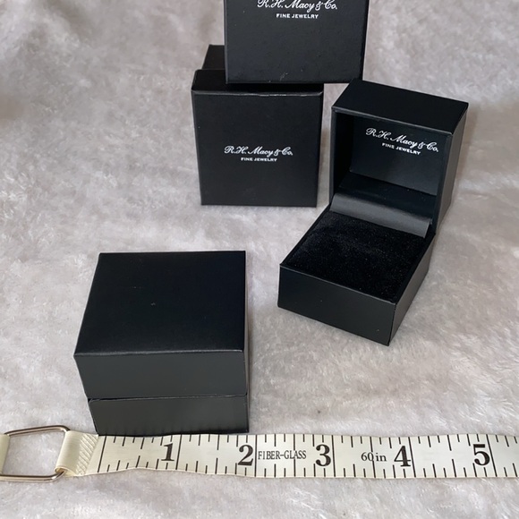 R.H. Macys & Co Fine Jewelry storage bundle - Picture 13 of 15